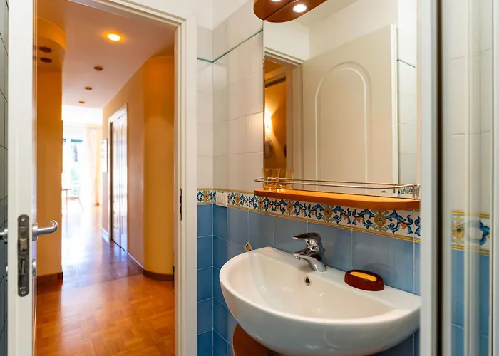 Sunshine Dreams By Interhome